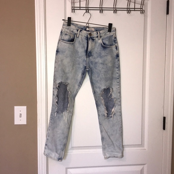 Forever 21 faded ripped jeans - Picture 1 of 4